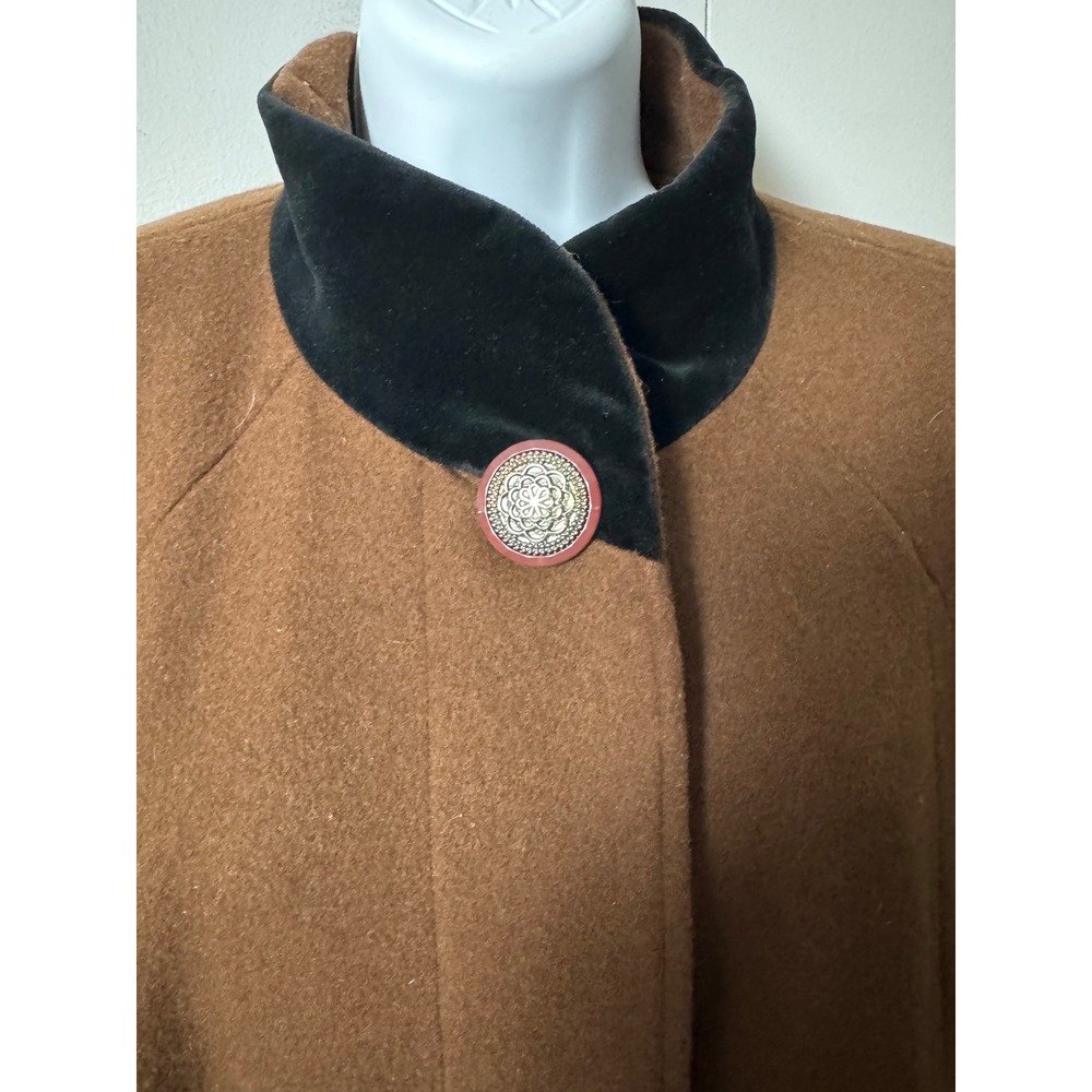 Vintage Donnybrook Womens Brown Wool Coat Velvet Trim Silver Button Made Size 10 - Picture 5 of 9